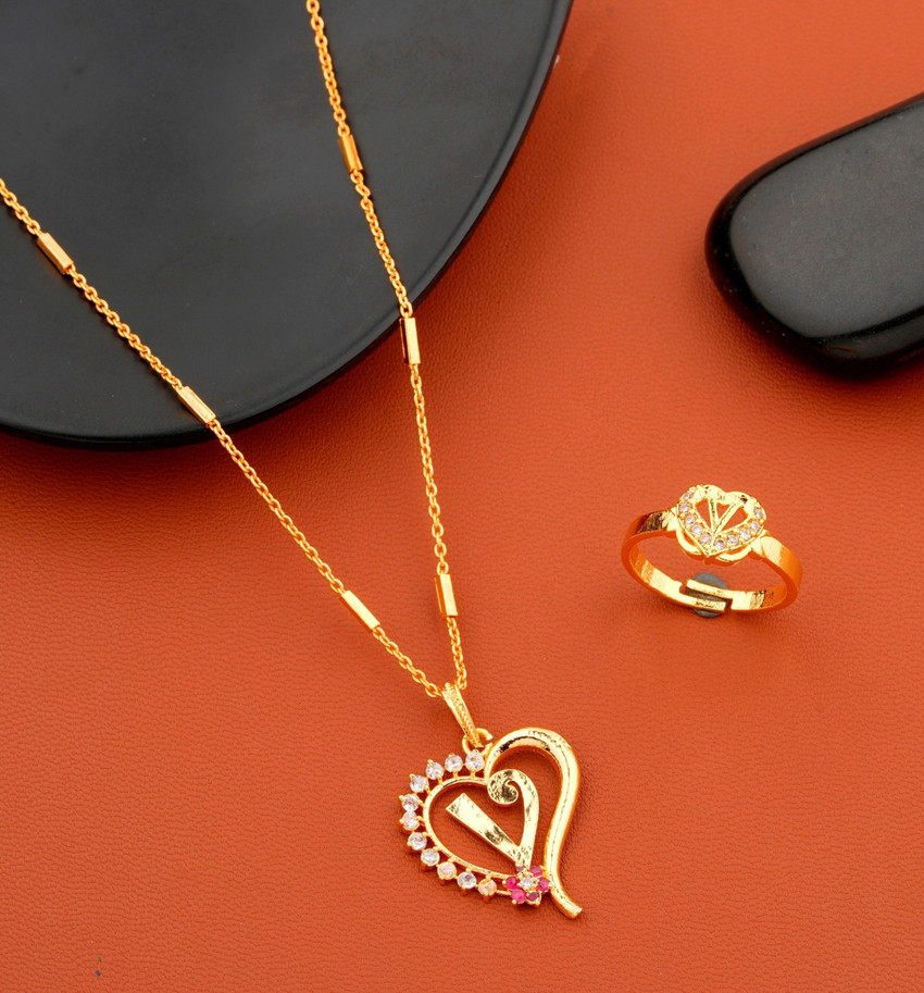 V naam ka locket online