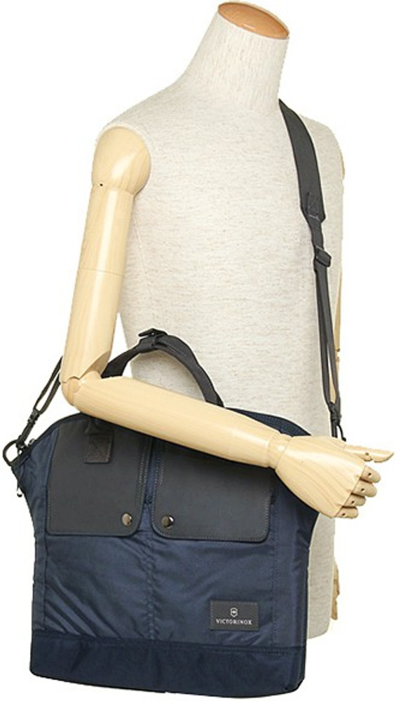 Victorinox 13 inch laptop bag discount