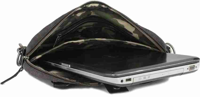 STEVE MADDEN MM 106BLACK 15.6 L Laptop Backpack Blk Price in