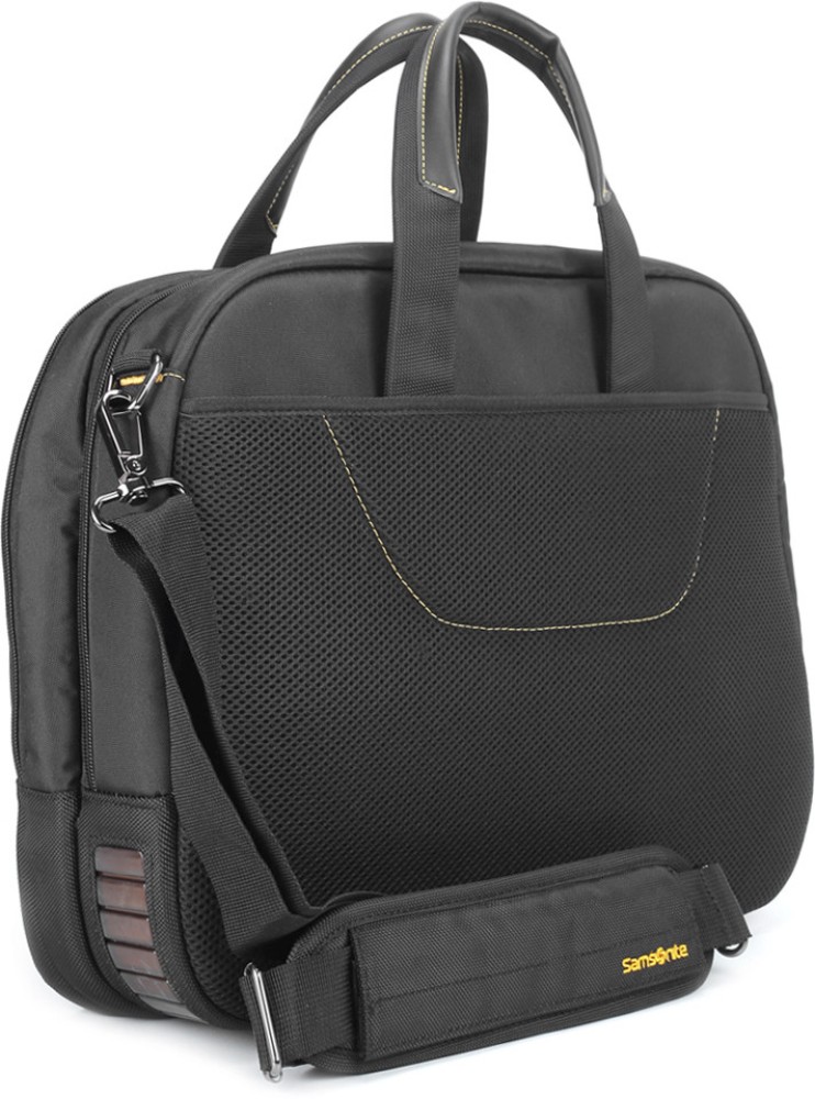 Samsonite hotsell backpack flipkart