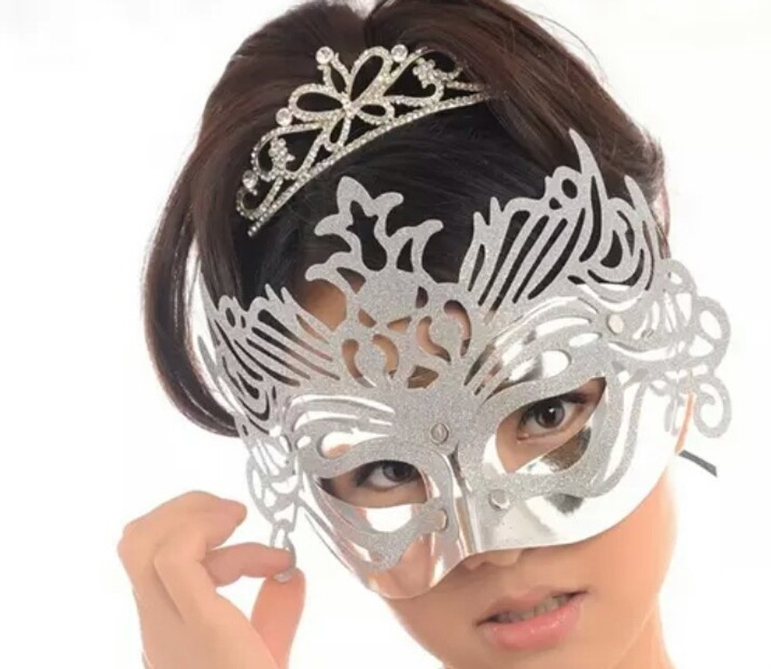 Designer eye mask top