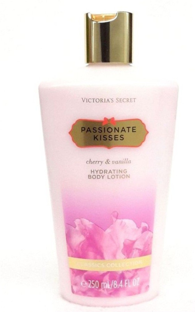 Victoria s Secret Passionate kisses Cherry Vanilla Hydrating