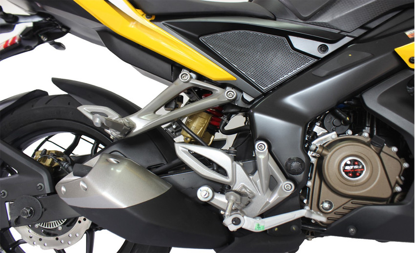 Pulsar rs store 200 book online