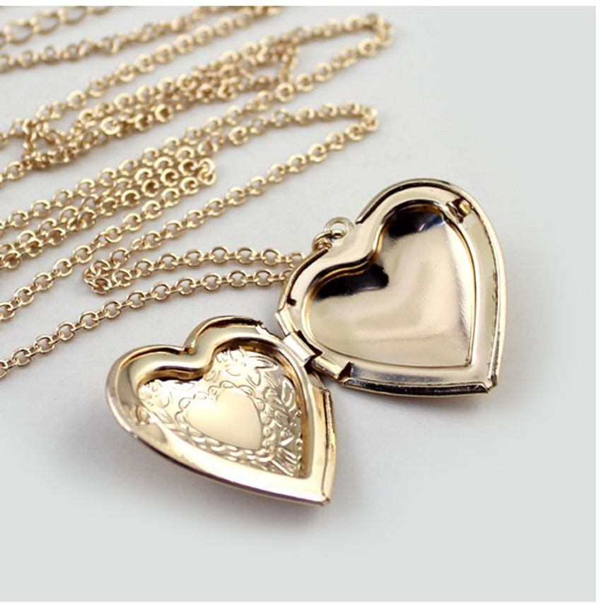 Shoppers Paradise Open Heart Photo Insert Alloy Locket Price in