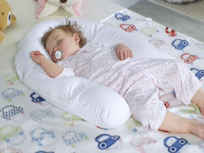Baby hug total body shop support pillow