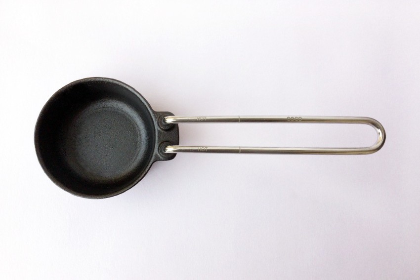 Black Cast Iron Tadka Pan(Small), Round, Capacity: 0.5 Litre