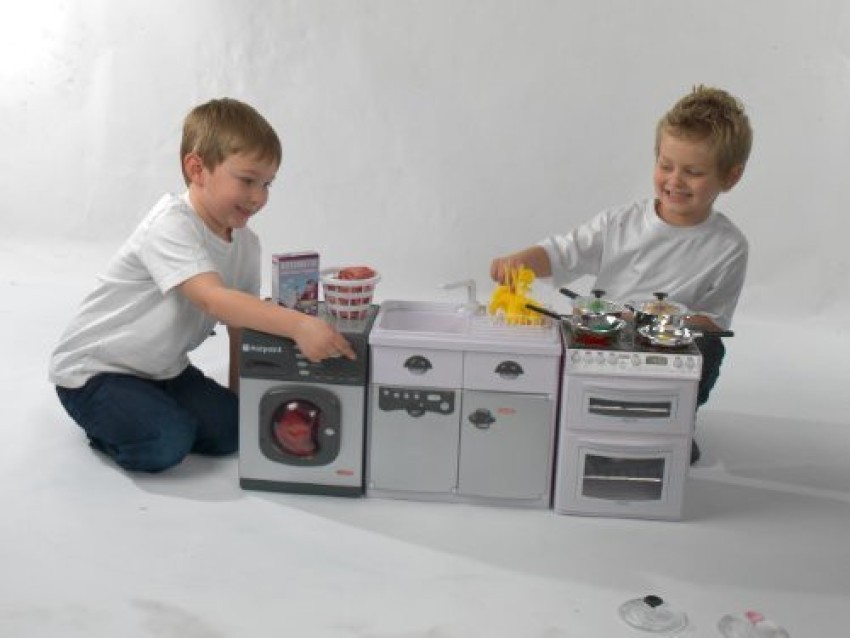 Casdon electronic cheap toy stove