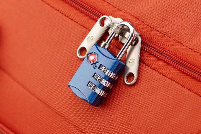 தமழல How To Unlock Forgotten Combination Lock 3 Pin  Open Any Suitcase  trolley Luggage Bag Lock  YouTube