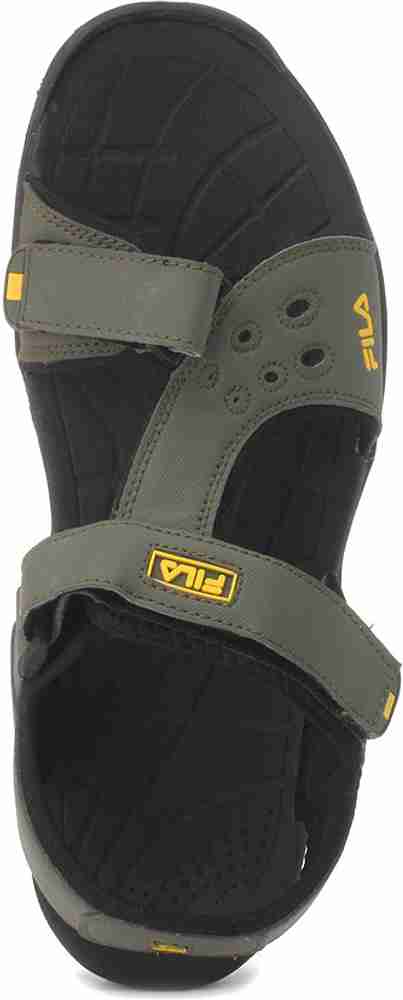 Fila pacific sandals store