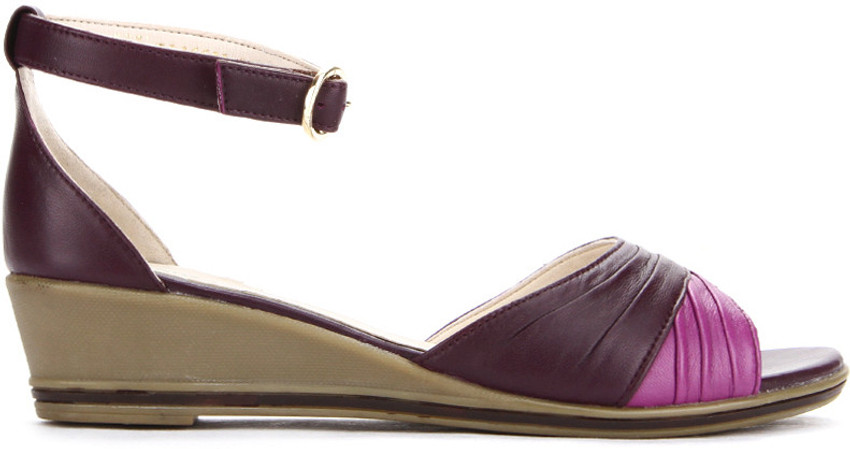 Woodland wedges store