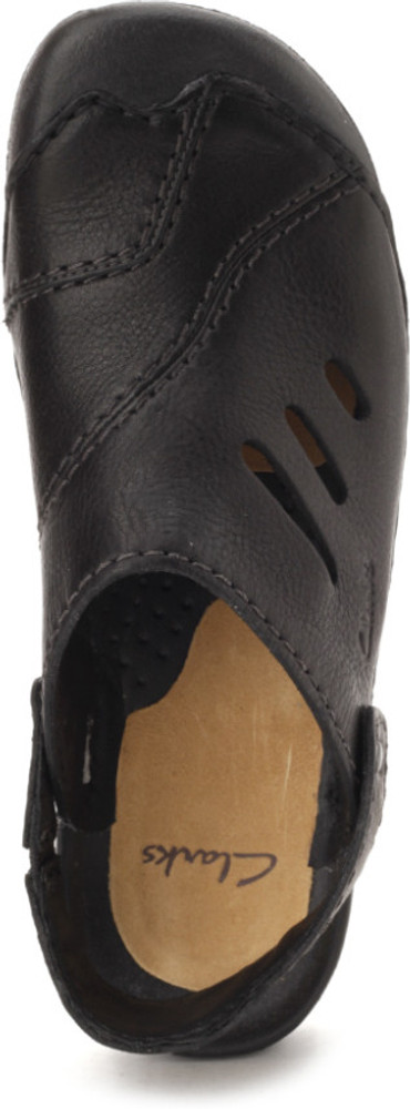 CLARKS Wild Vibe Men Black Sports Sandals Buy Black Leather