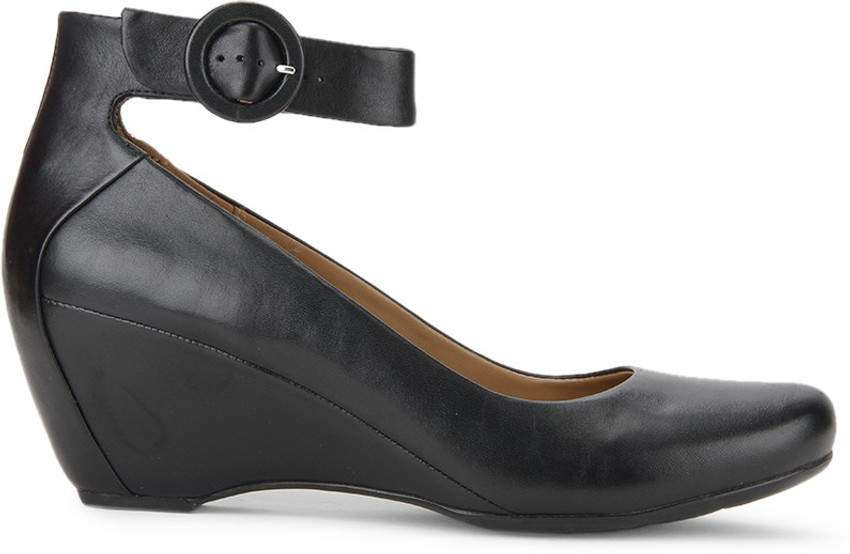 Capricorn wedge sandal discount