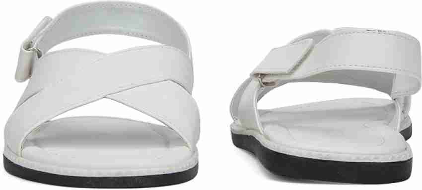 Bata hot sale white sandals