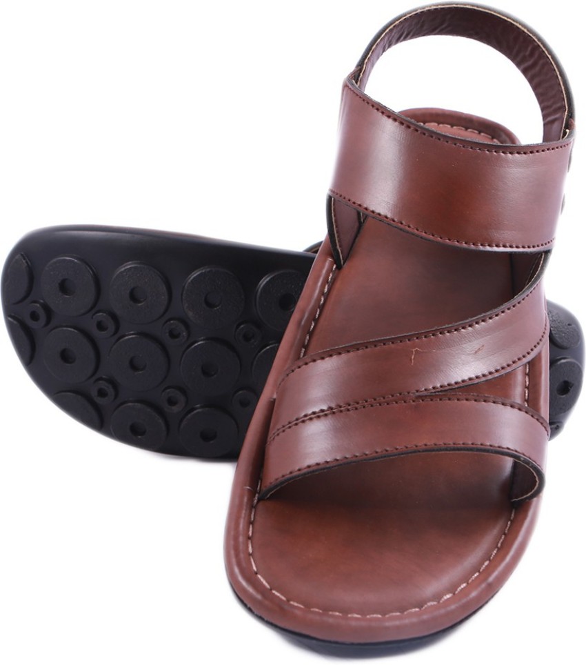 Vago chappals sale