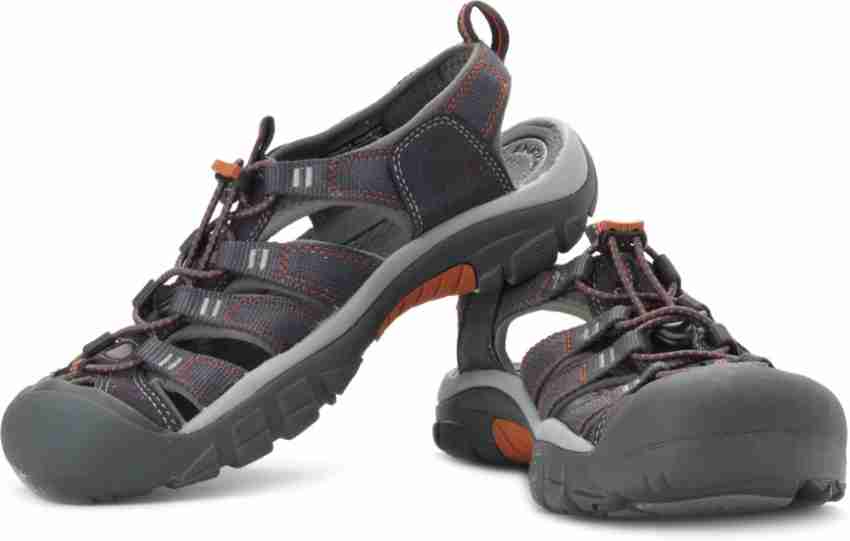 Keen Newport H2 Outdoors and Trail Men Navy Sports Sandals