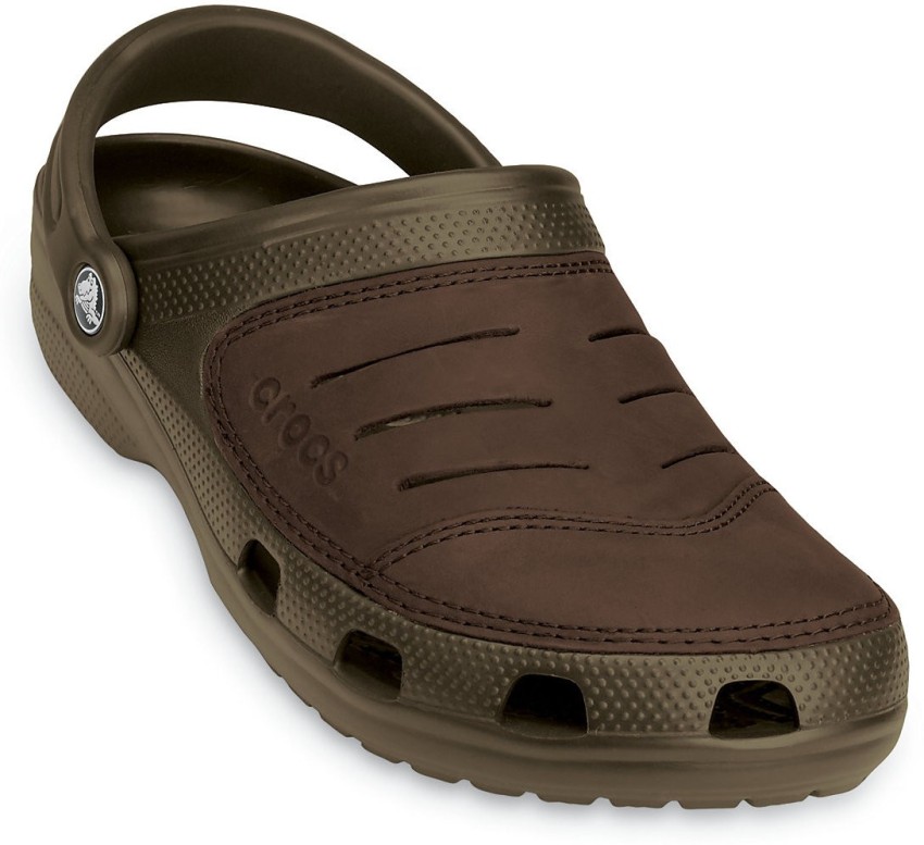 Crocs store brown clogs