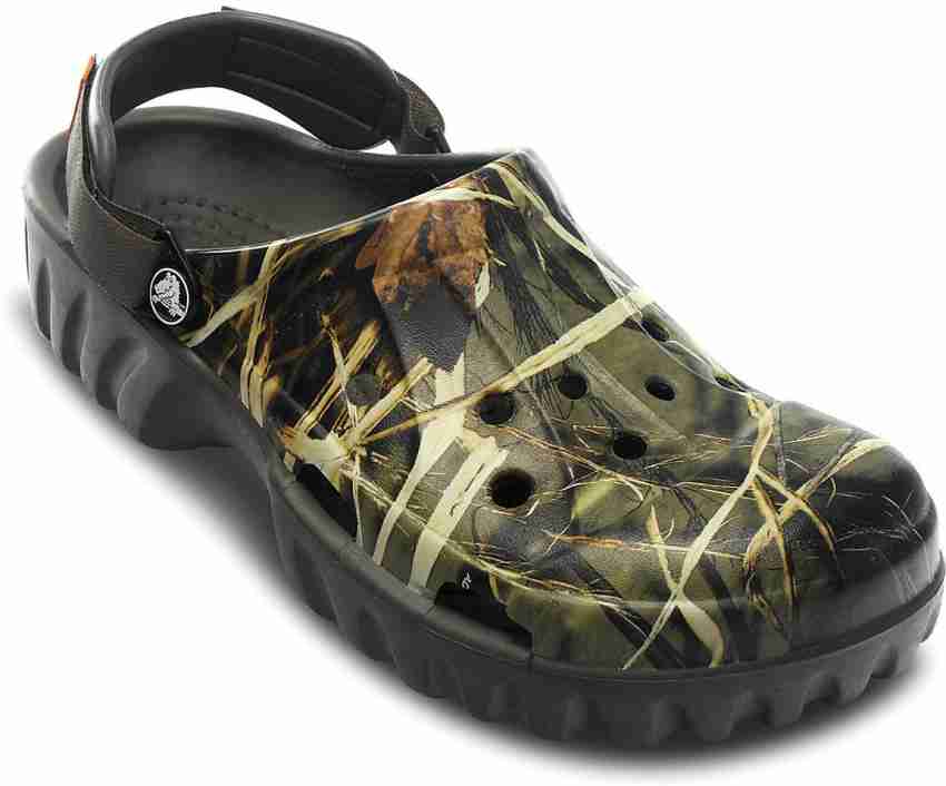 Off road hotsell camo crocs