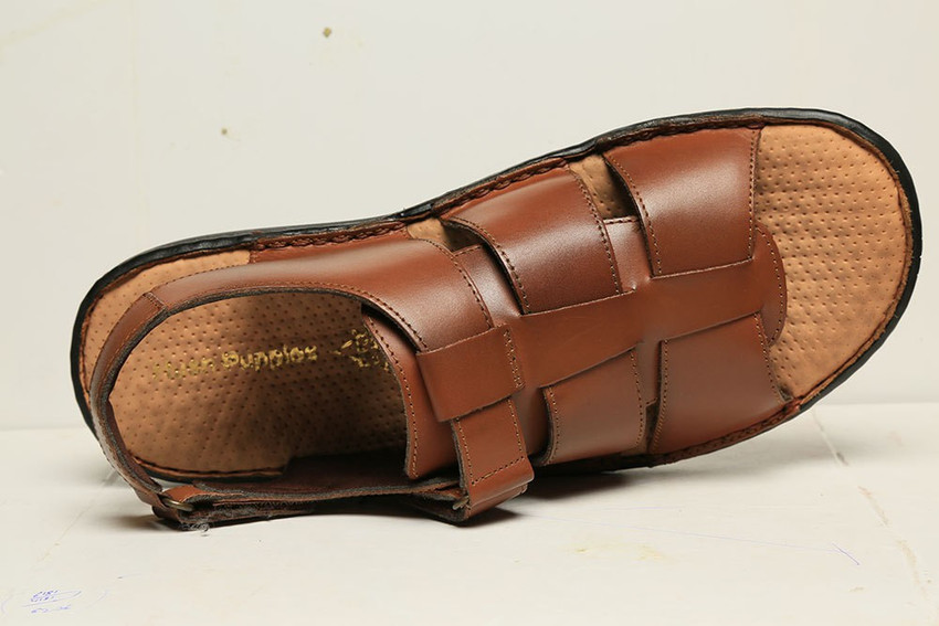Light sandal hush puppies clearance
