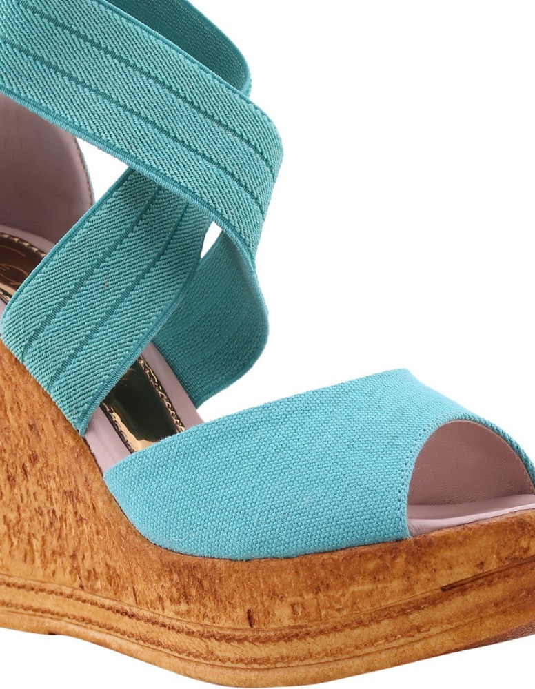 Catwalk on sale wedges flipkart