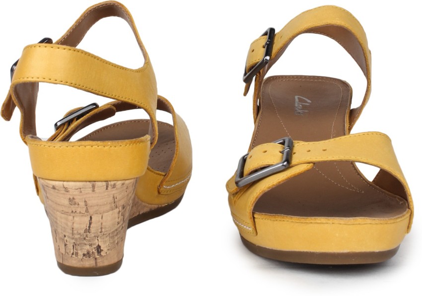 Yellow discount sandals clarks