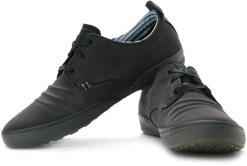 Cat status shoes online