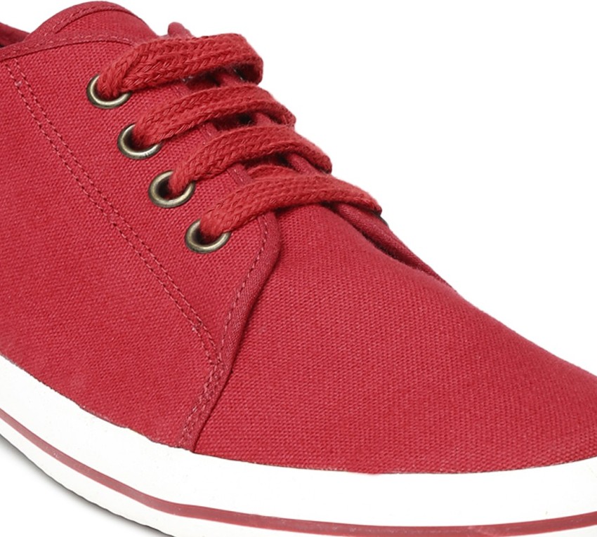 Roadster red sneakers online