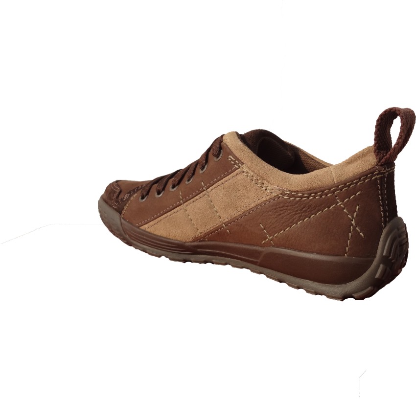 Caterpillar hot sale shoes flipkart