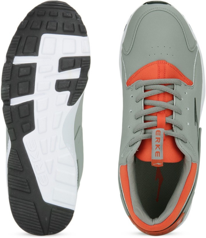 Erke hot sale shoes flipkart