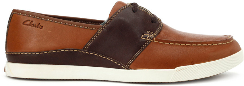 Clarks outlet nadon place