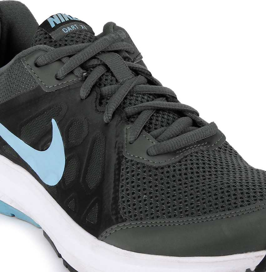 Nike outlet dart x1