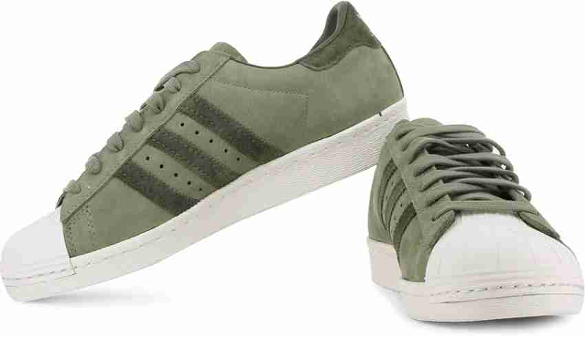 adidas Originals Premium Superstar Sneaker im 80er-Style in Weiß