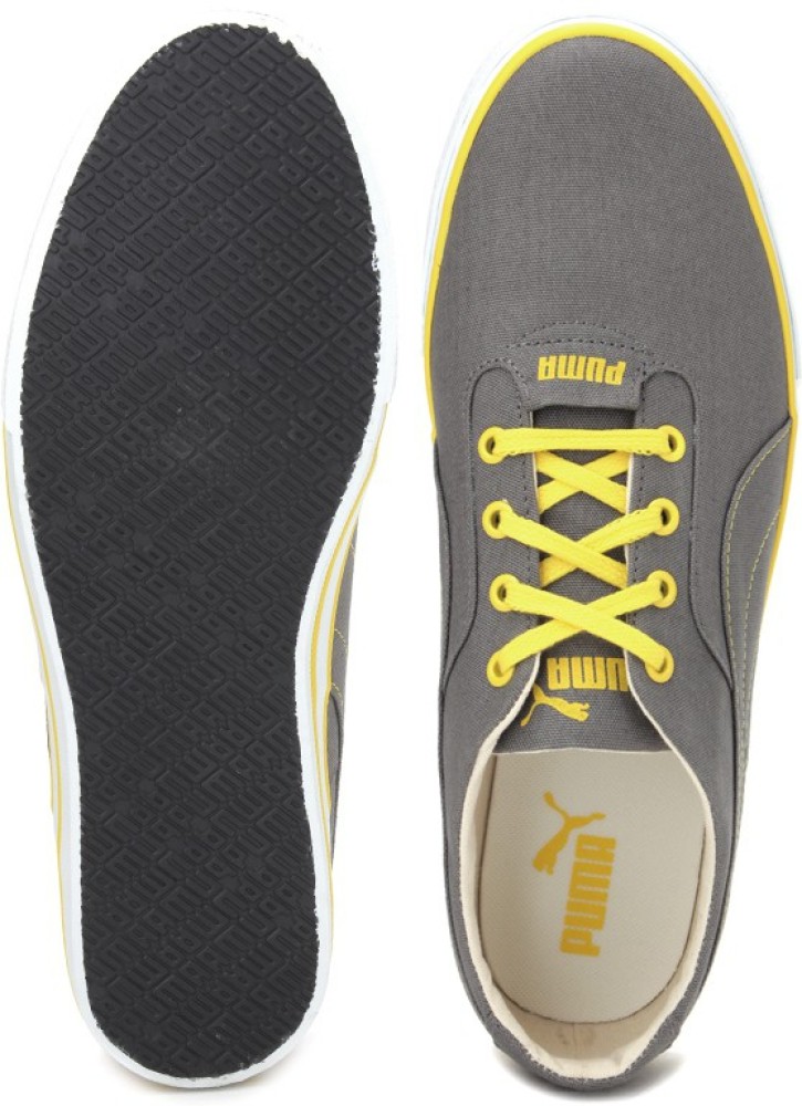 Puma slyde hot sale dp sneakers