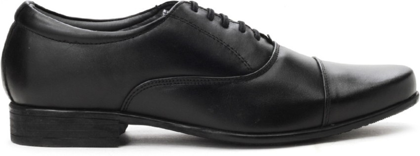 Bata ambassador hot sale shoes flipkart