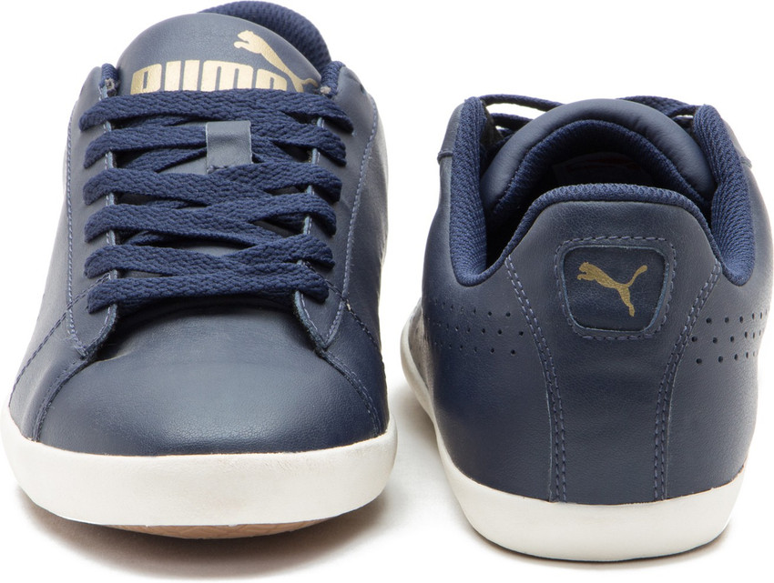 Puma civilian store