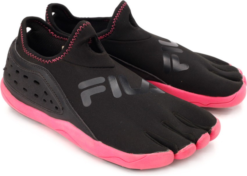 FILA Skeletoes Trifit Lifestyle Shoes For Women Buy Black Hot