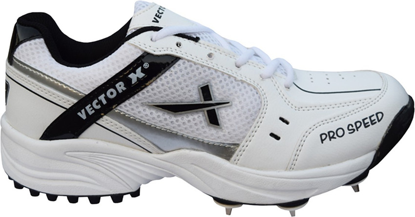 Half spike cricket shoes shop