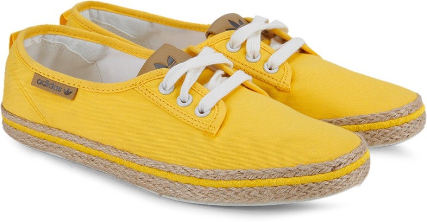 Adidas cheap honey plimsole