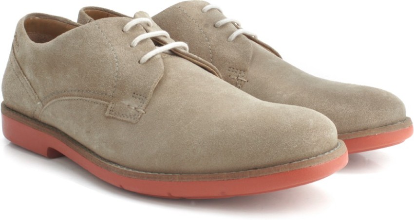 Clarks men's deals suede shoes