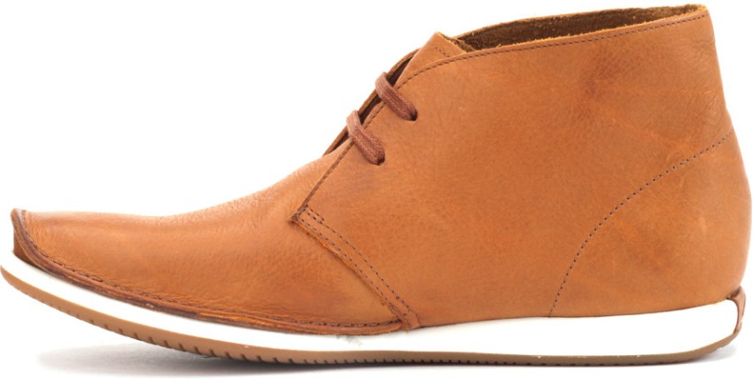 Clarks cheap newton mass