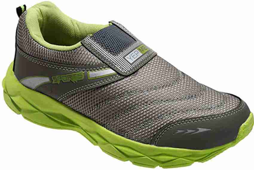 Yepme sports shoes top