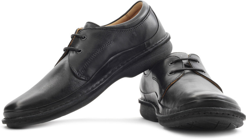 Clarks sentry on sale cry