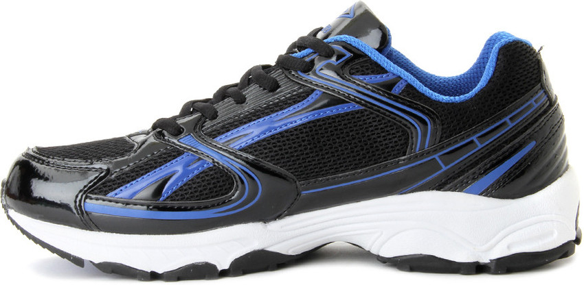 Umbro outlet shoes flipkart