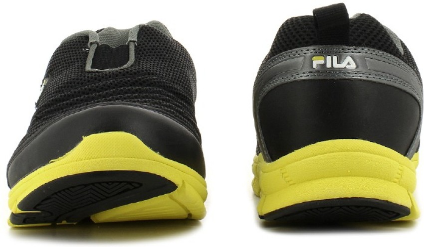 Fila smash lite sales black sneakers