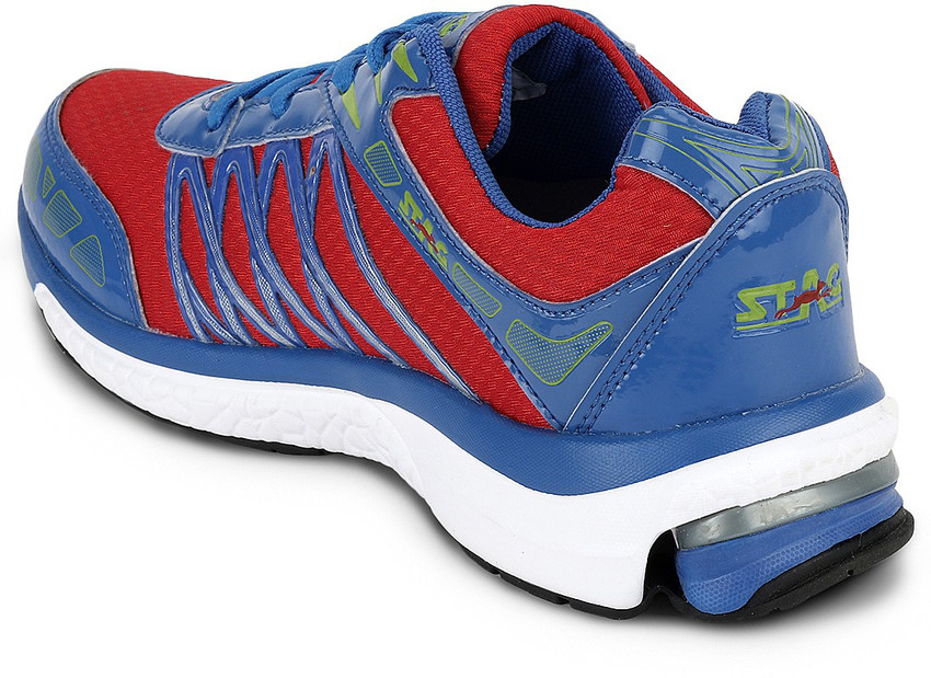 Umbro sneakers deals big bazaar