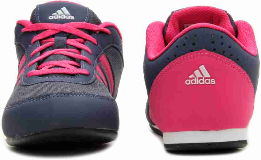 Adidas women's vitoria deals ii multisport training shoes