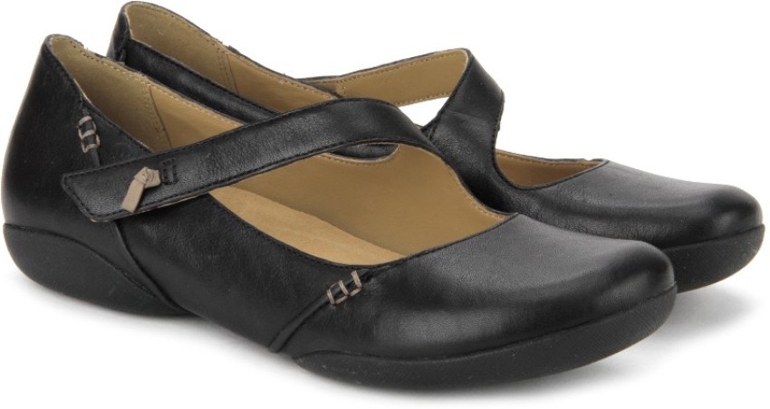 Clarks felicia deals plum black