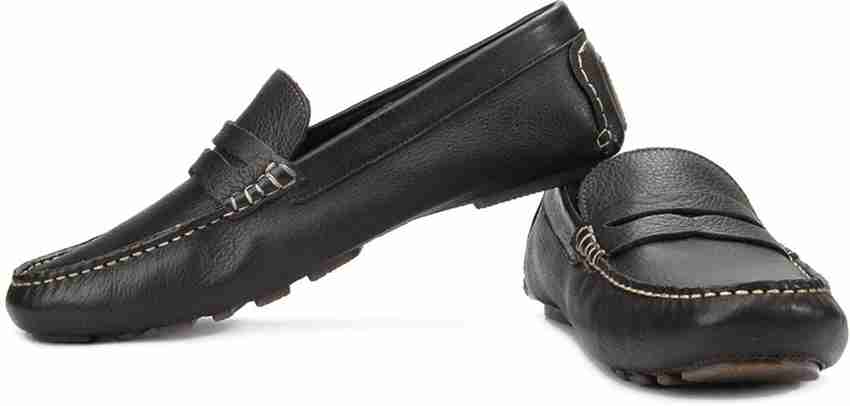 Bata hush deals puppies loafers
