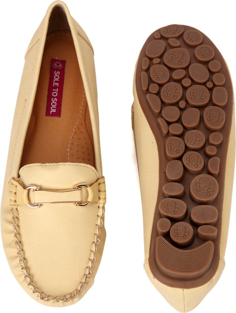 Sole To Soul Loafers For Women - Buy Beige Color Sole To Soul Loafers For  Women Online at Best Price - Shop Online for Footwears in India