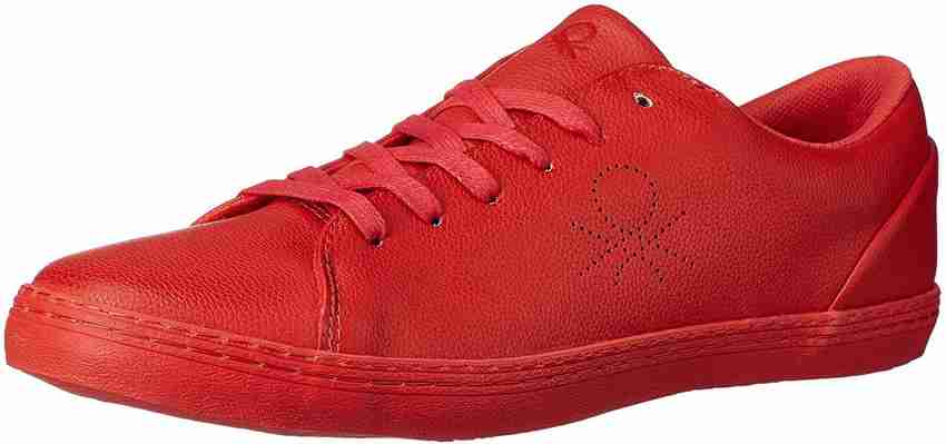 Benetton red sneakers top