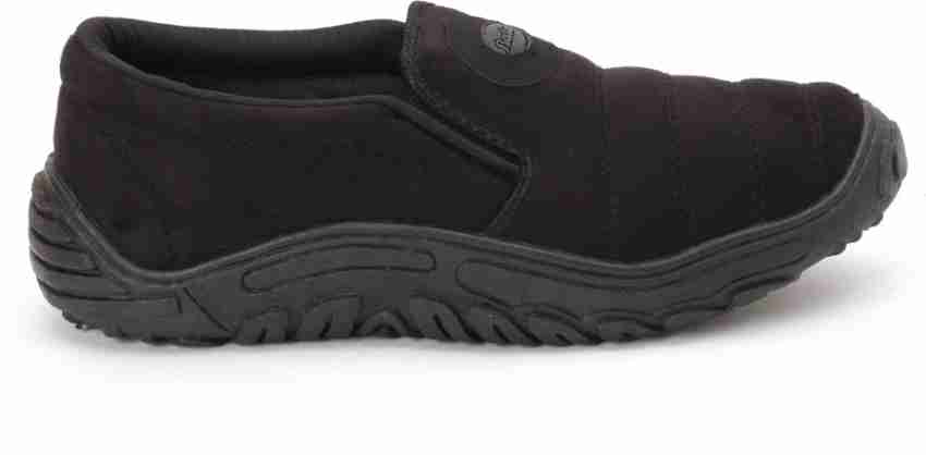 Bata black best sale canvas shoes